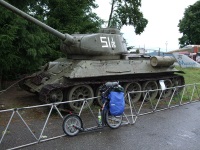 Letecké muzeum Vyškov - foto 26 - koloběžka a tank