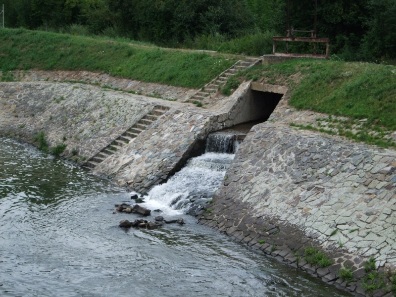 Splav řeky Svratky za Rajhradicemi